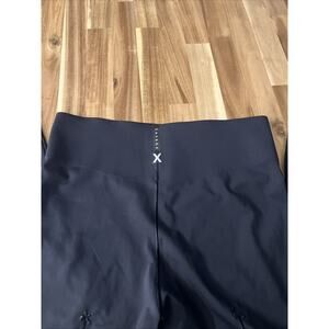 Savage X Fenty Size M Forever Savage Leggings Black Athletic Workout 8